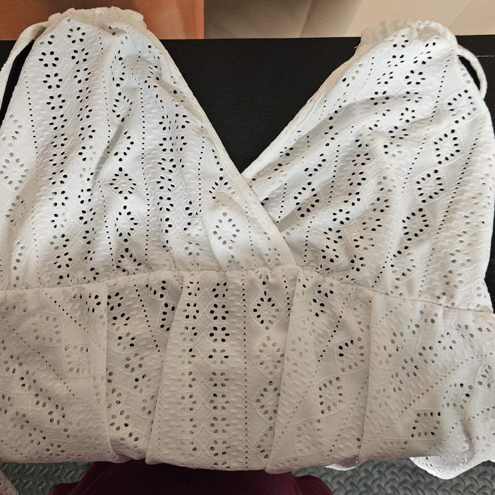 Elegant White Eyelet Halter Top - Picture 6 of 9